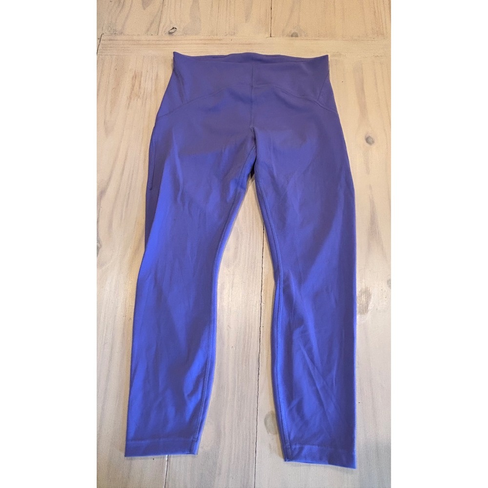 Lululemon Purple High Rise 7/8 Crop Leggings with Side Pockets Womens Size 8